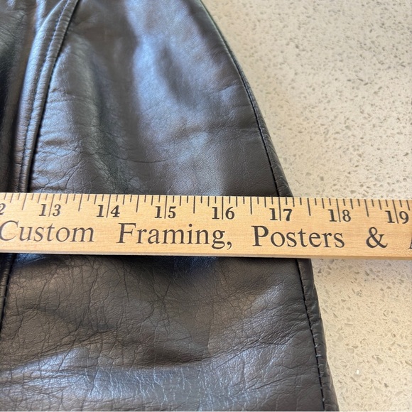 Byrnes & Baker Vintage Sexy Genuine Black Leather Pencil Skirt Women's Size 8 - Picture 12 of 13